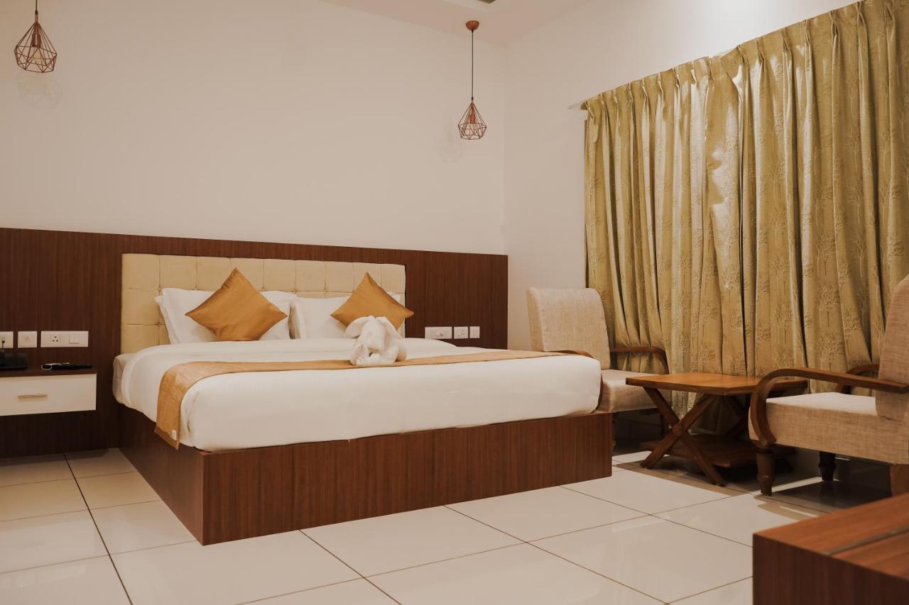 Sprise Munnar Resort And Spa Екстериор снимка