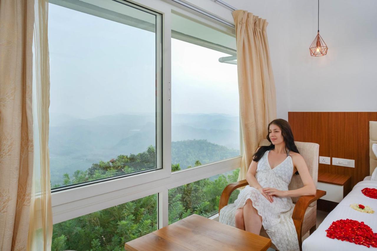 Sprise Munnar Resort And Spa Екстериор снимка
